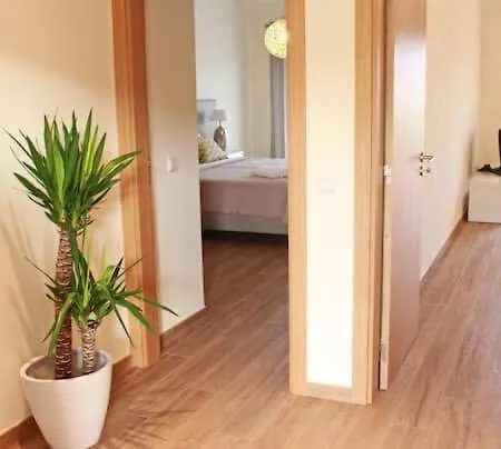 Amelo * Αλμπουφέιρα